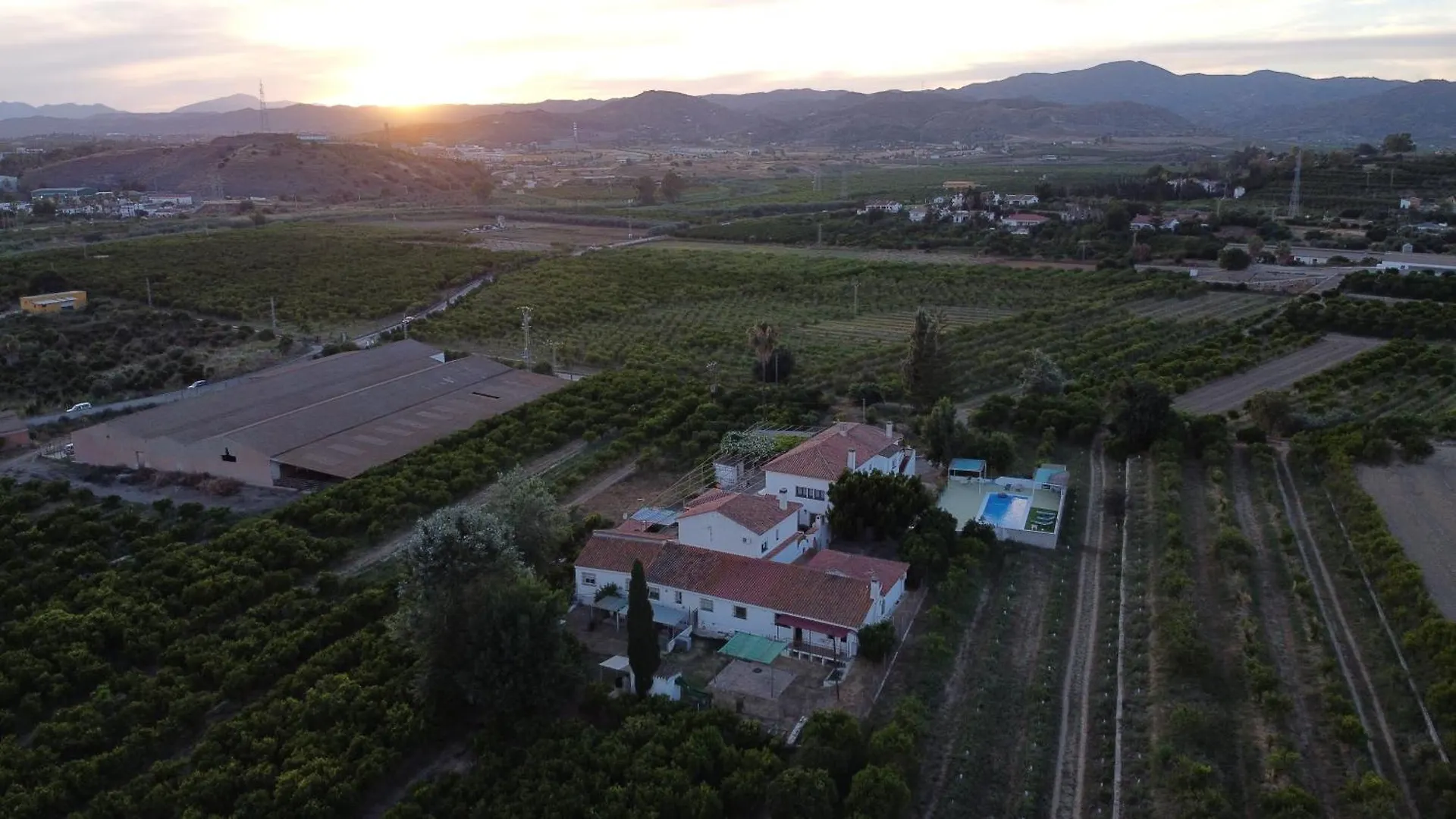 Complejo Rural Lo Arrabal Villa Málaga 0*,  İspanya